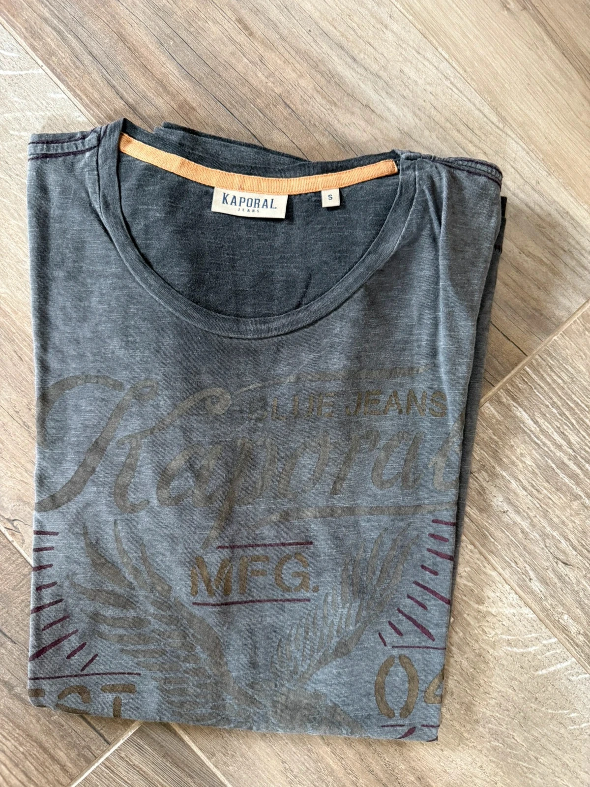 T-shirt – photo 3